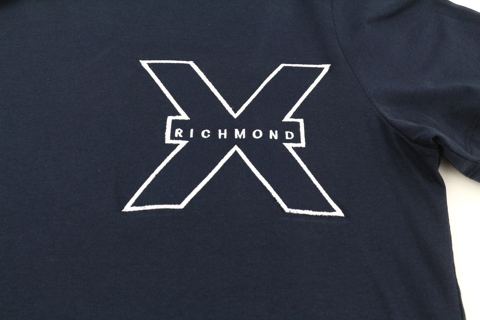 RICHMOND Mens T-Shirt M Dark Blue Short Sleeve Crew Front White  All Seasons