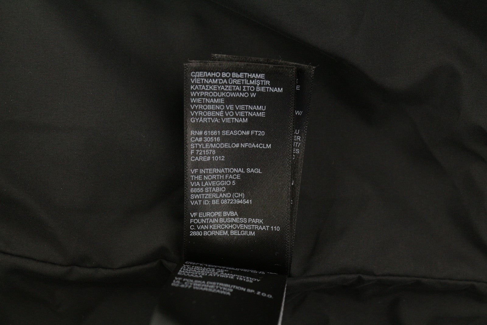 THE NORTH FACE Men Jacket M Black Windwall Neck Snap Buttons Lightweight