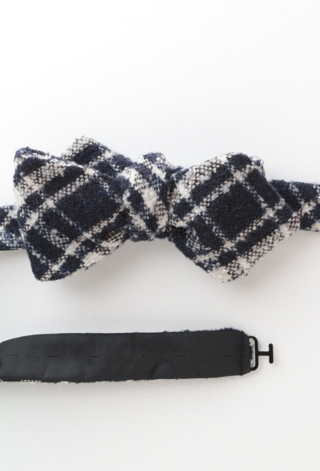 SUITSUPPLY Men's Navy OS Wool Blend Self-Tie Checked Bow Tie