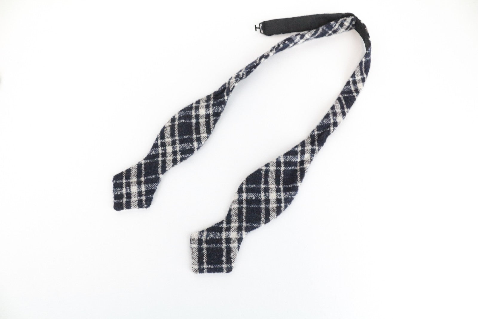 SUITSUPPLY Men's Navy OS Wool Blend Self-Tie Checked Bow Tie