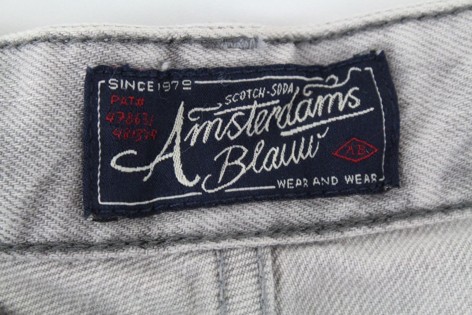 SCOTCH & SODA Dean Men's W31/L34 Grey Loose Tapered Fit Cotton Jeans