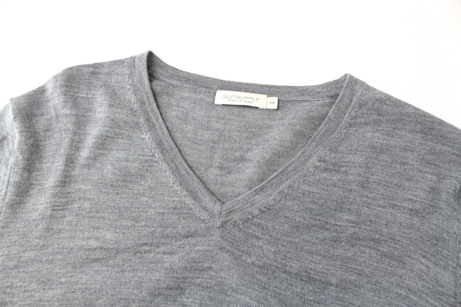 SUITSUPPLY Men's Jumper M Grey Melange Knit V-Neck Wool Slim Fit Sweater