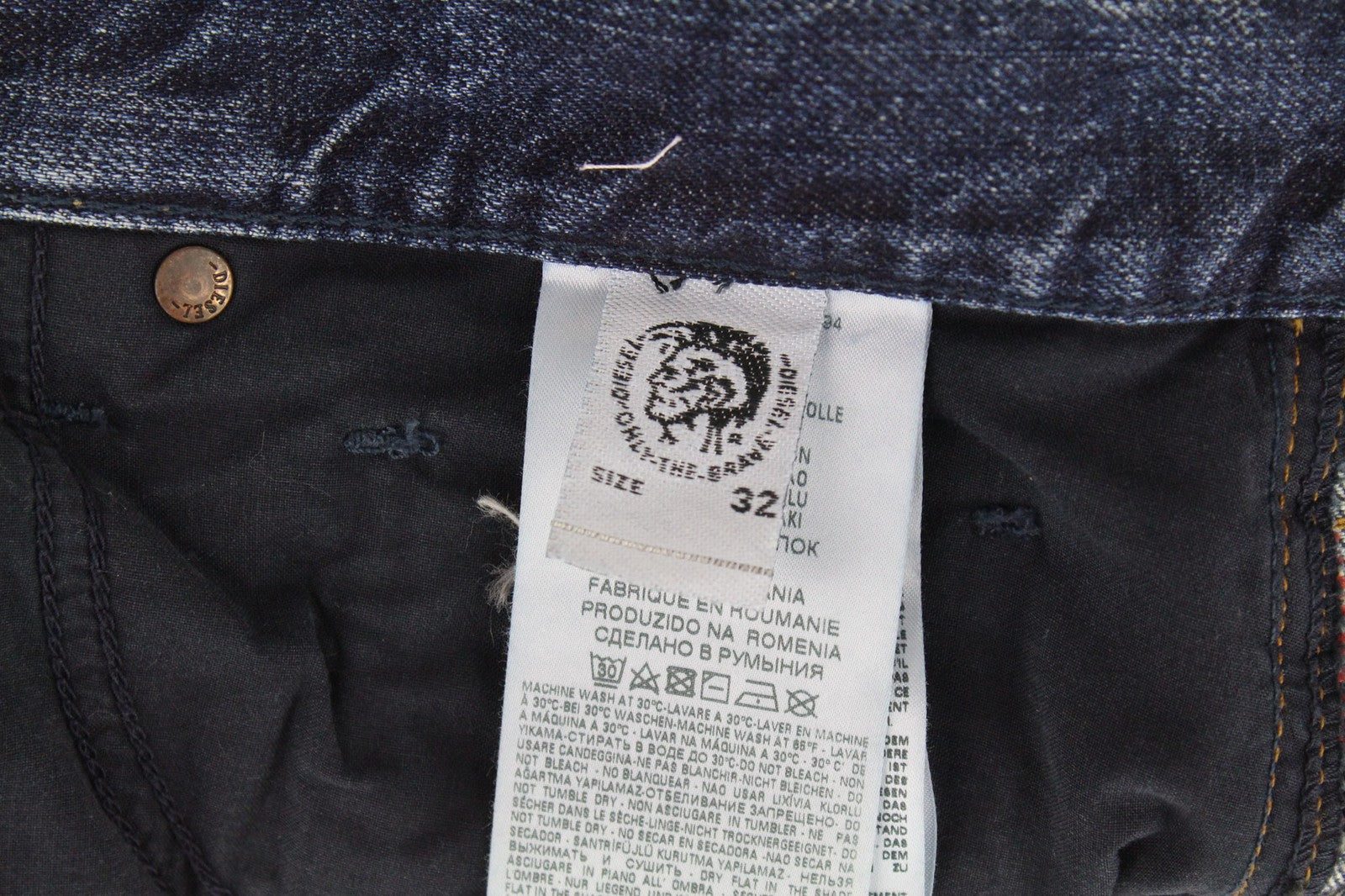 DIESEL Mharky 080AG Men's W32/L32 Slim Fit Blue Distressed Non-Stretch Jeans