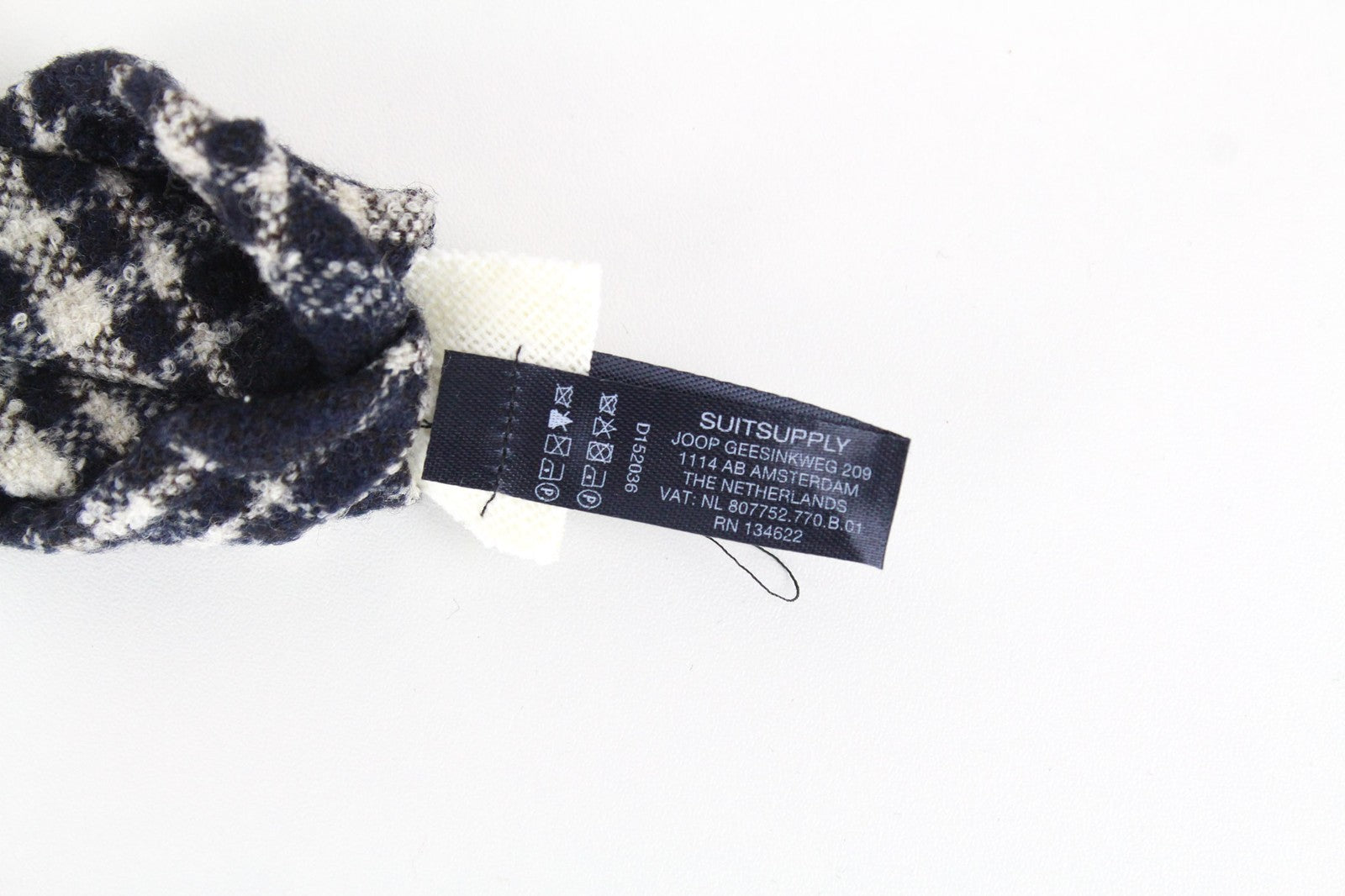 SUITSUPPLY Men's Navy Wool Blend Tie ~150x8cm Formal Checked Pointed-End