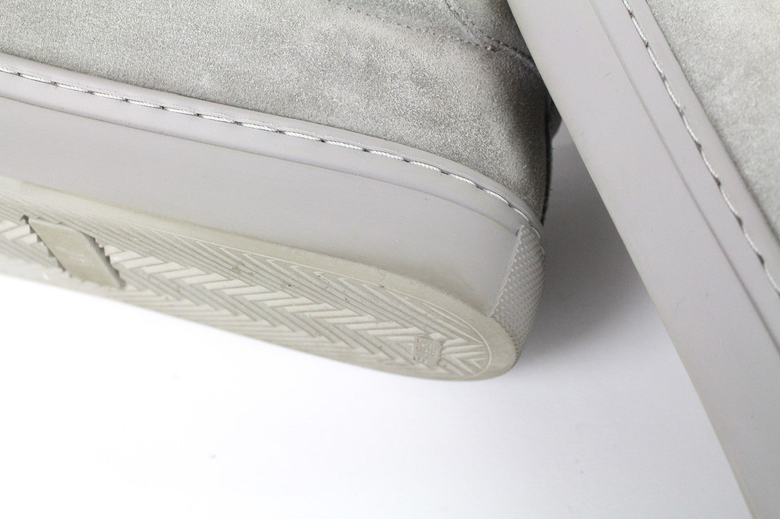 SUITSUPPLY Men's Grey Suede EU41 Lace-Up Low Sneakers for Everyday Wear