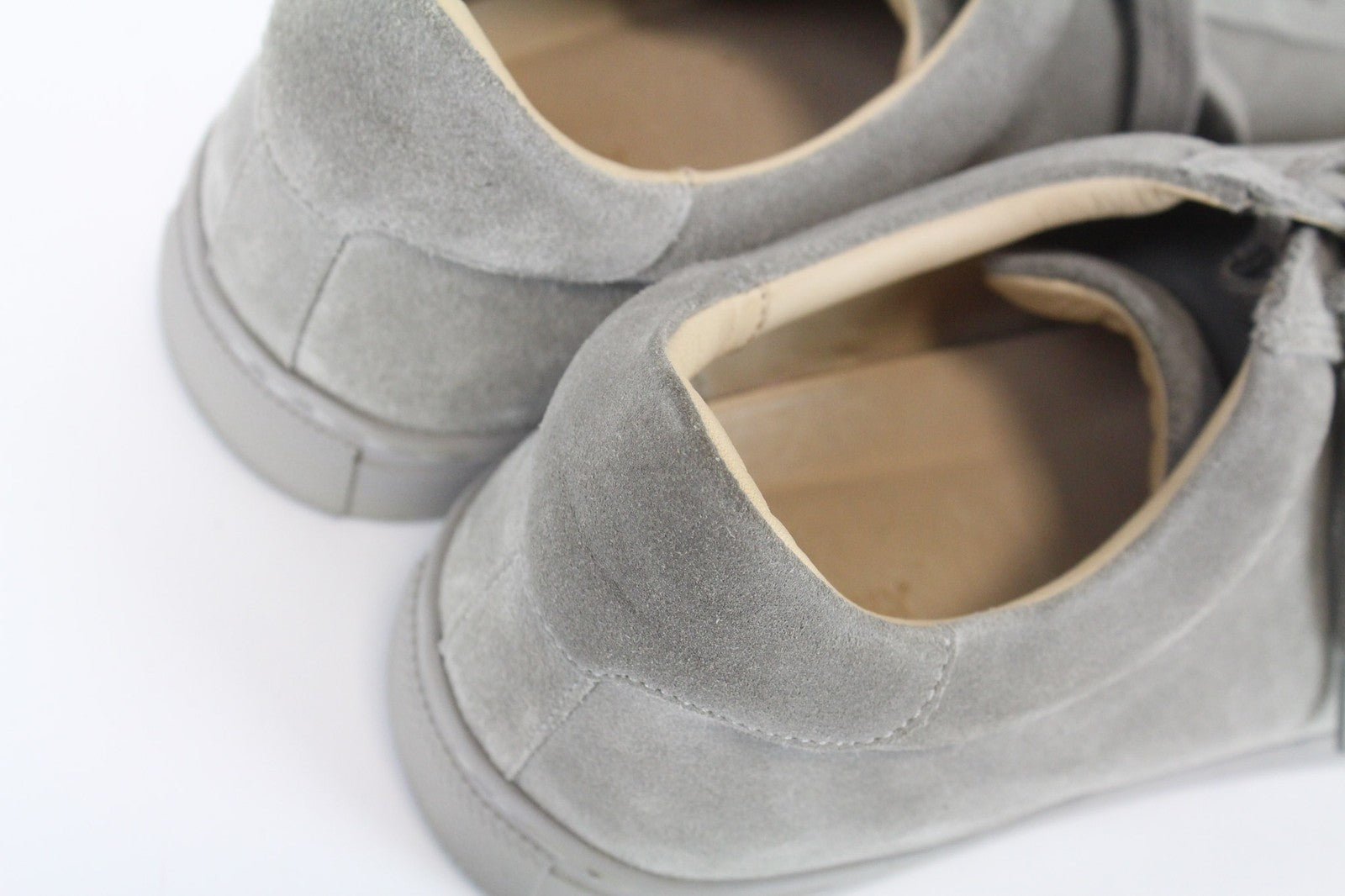 SUITSUPPLY Men's Grey Suede EU41 Lace-Up Low Sneakers for Everyday Wear