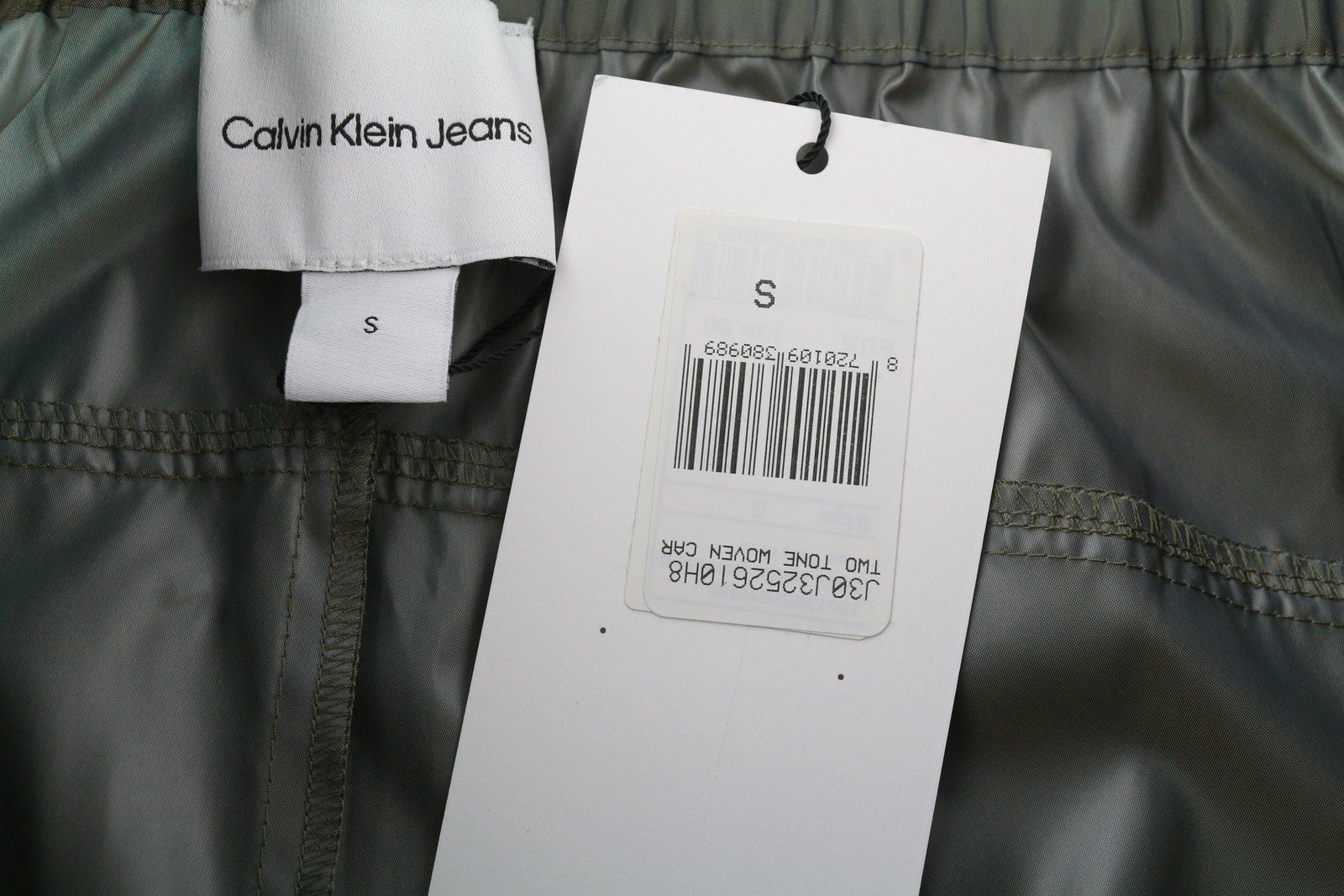 CALVIN KLEIN Men Trousers S Grey Elastic Waist Shiny Look Thin Track Zip Cargo