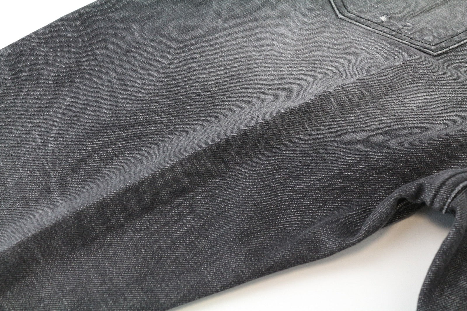 DIESEL D-Vider 083AB Men's Jeans UK32/L32 Carrot Fit Grey Cotton Ripped Paint