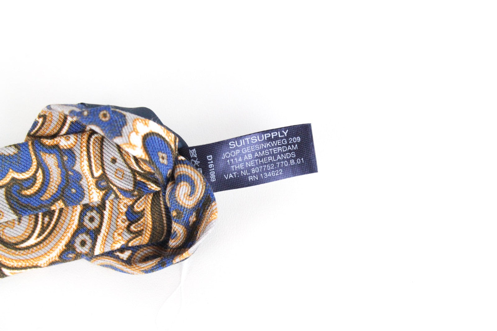 SUITSUPPLY Men's Tie ~150x8 Blue Beige Cotton Silk Oriental Print Smart Look