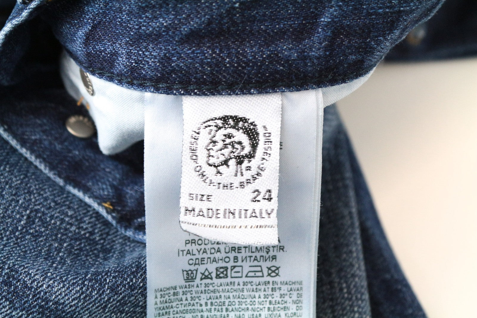 DIESEL Aryel 080AH Women's Jeans W24/L32 Straight Ripped Blue Pure Cotton