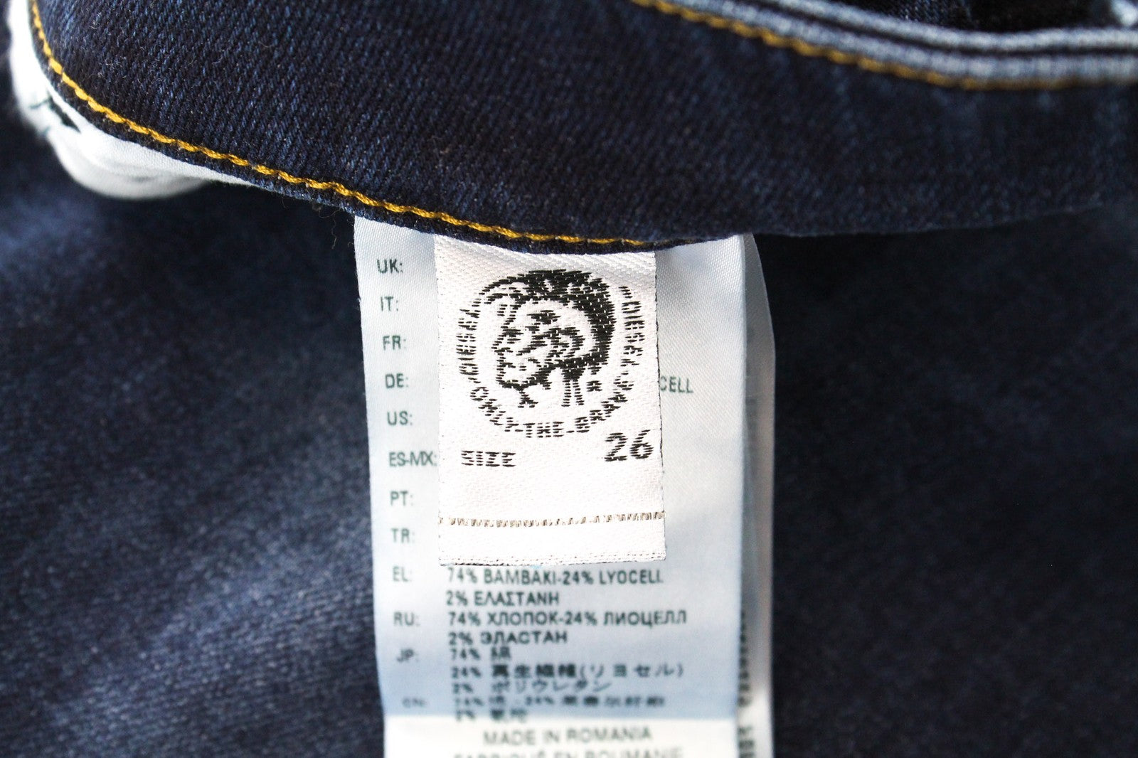 DIESEL D-Bazer 083AT Men's W26 Taper Washed Blue Stretch Cotton Boys Jeans