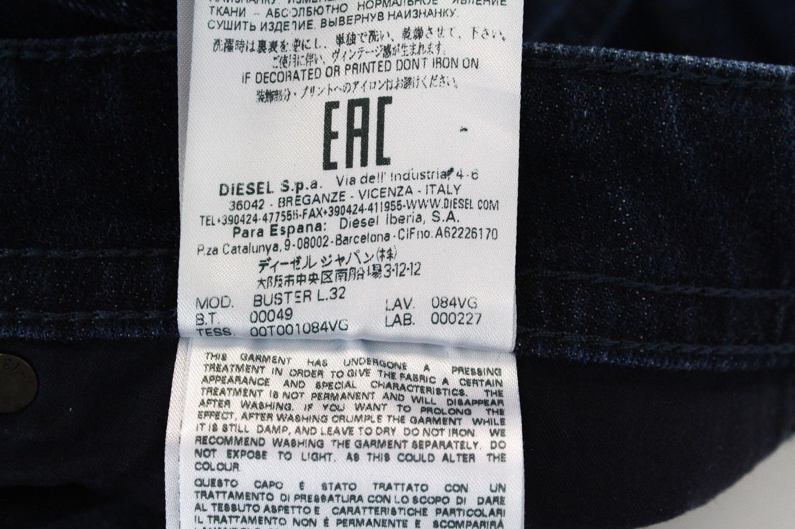 DIESEL Buster 084VG vyriški W27/L32 berniukiški ploni siaurėjantys mėlyni tamprūs džinsai 