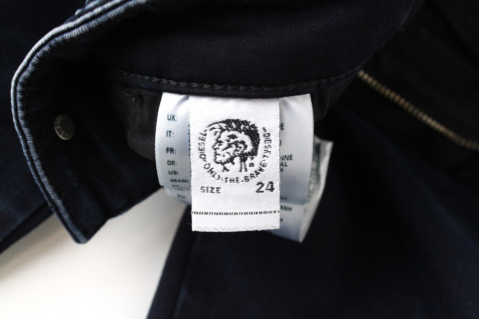 DIESEL Slandy-High 082AU Women's Denim Pants W24/L32 Dark Blue Ultra Slim