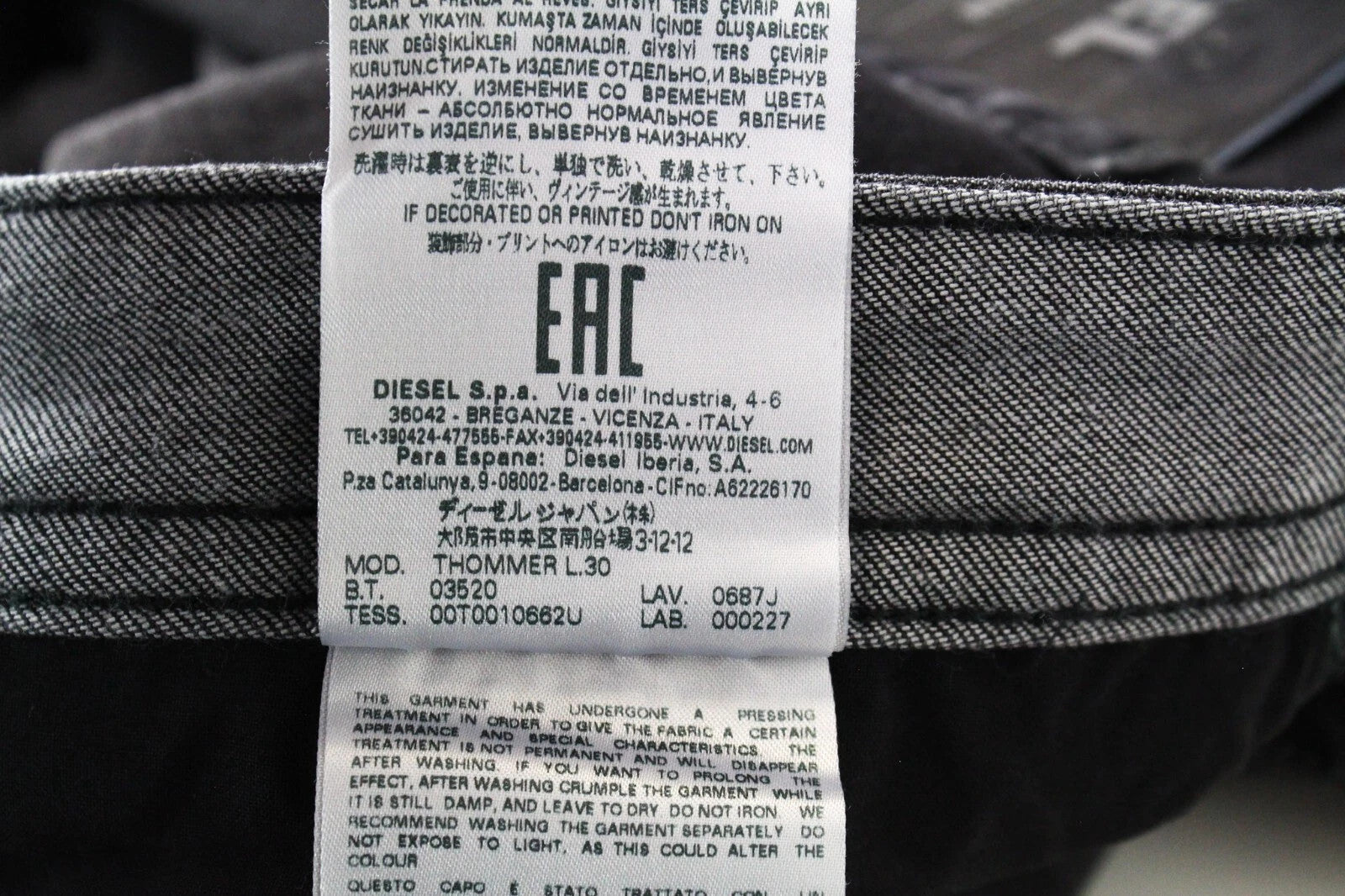 DIESEL Thommer 0687J Men's W32 L30 Slim Skinny Grey Cotton Jeans Stretch