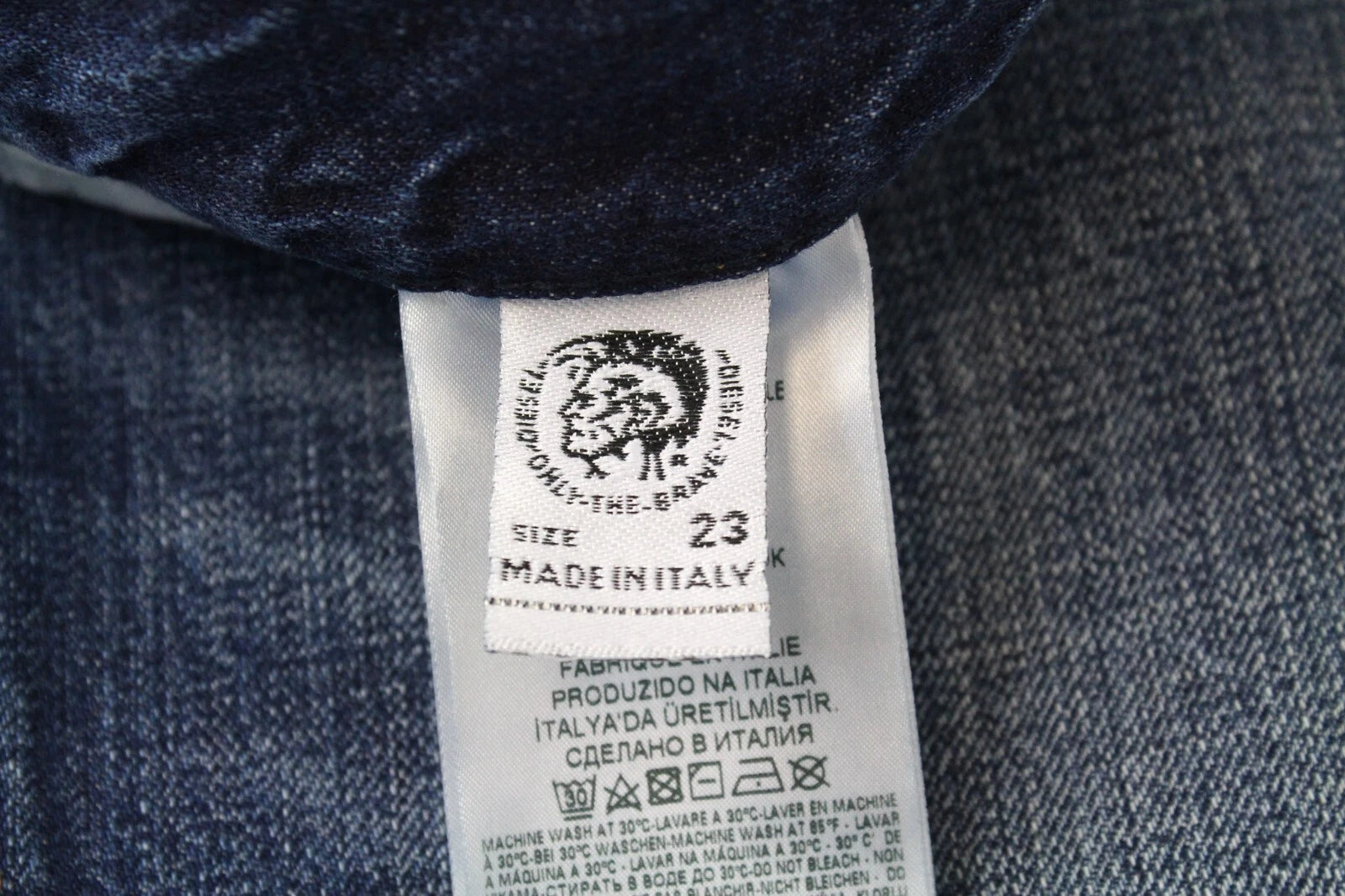 DIESEL Aryel 080AH Women's Jeans W23 L32 Ripped Straight Blue Cotton Fit