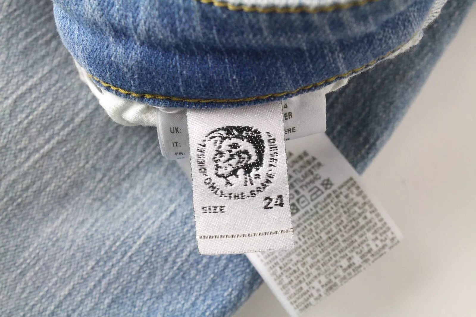 DIESEL Babhila-High 081AF Women's W24 L30 Distressed Skinny Blue Jeans Slim