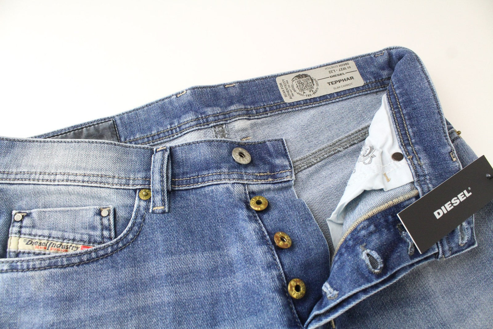 DIESEL Tepphar 0842H Men's W27/L32 Blue Cotton Button-Fly Slim Carrot Fit