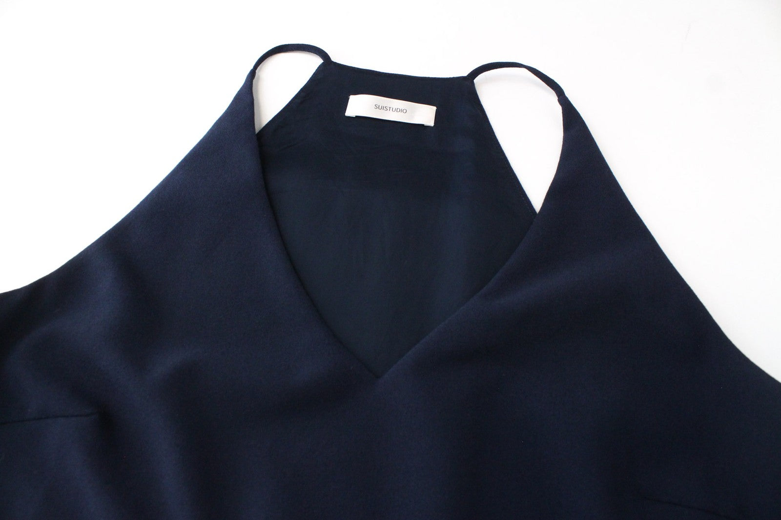 SUISTUDIO Women's Top EU38 Navy V-Neck Sleeveless Casual Lightweight Straps