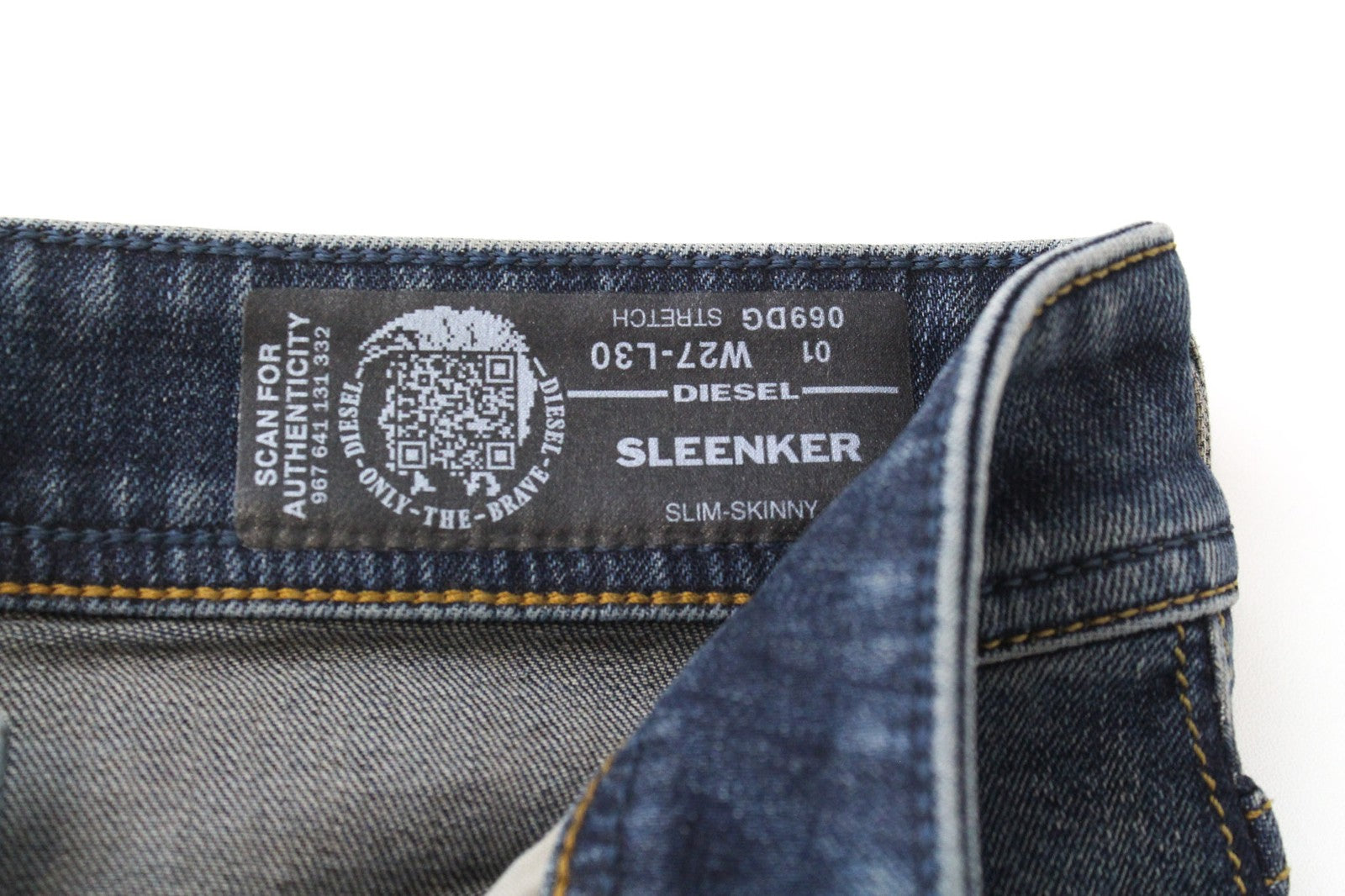 DIESEL Sleenker 069DG Men's W27/L30 Distressed Slim Skinny Stretch Blue Jeans