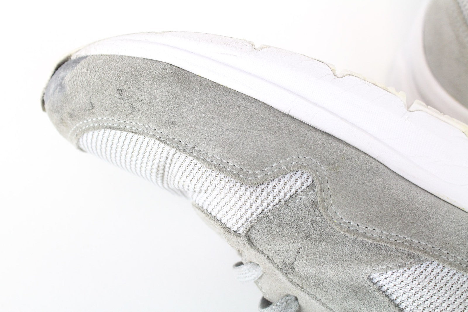 SUITSUPPLY Men Sneakers EU43 Light Grey Low-Top Leather Lace-Up Vibram Trainers