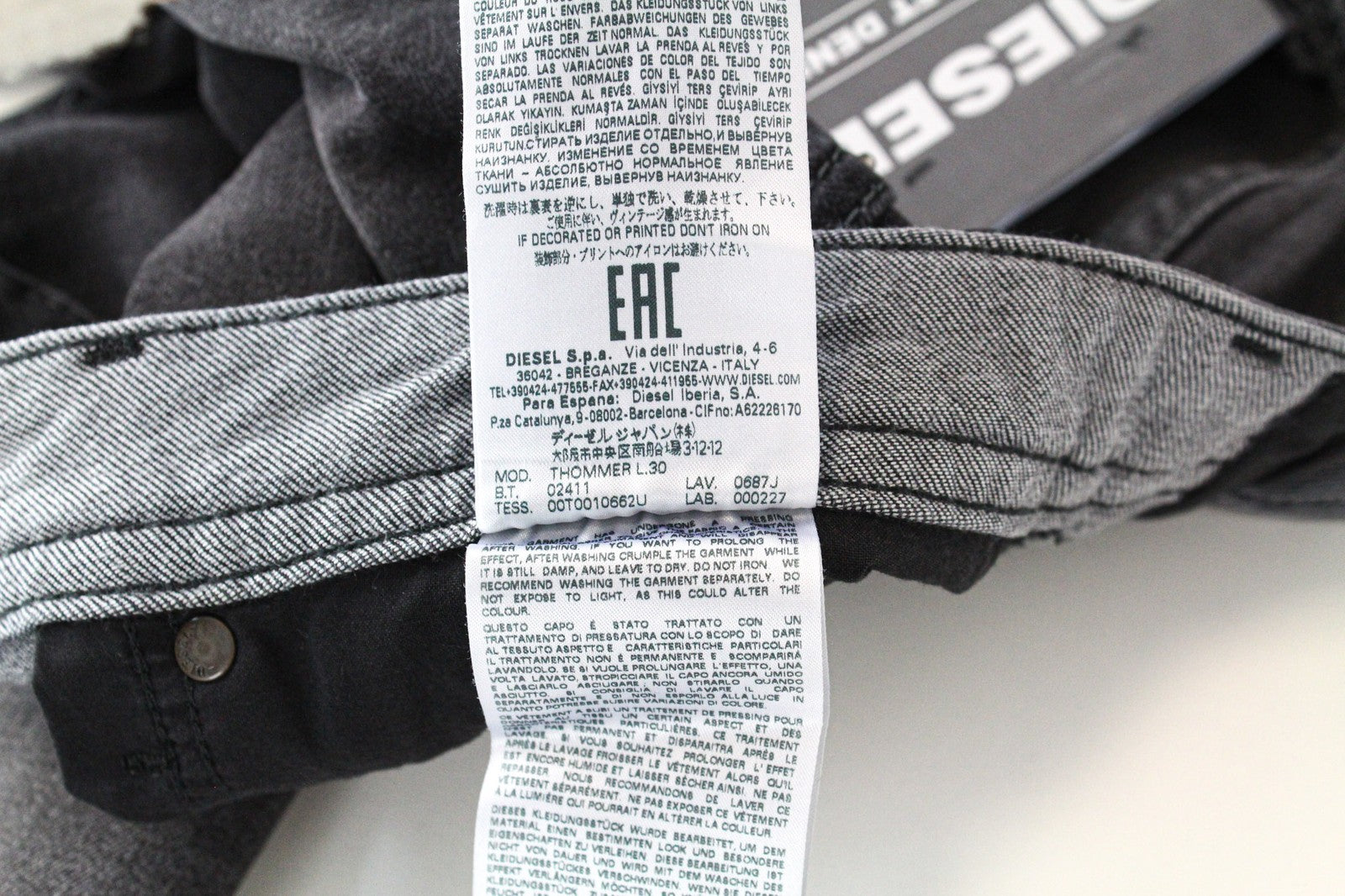 DIESEL Thommer 0687J Men Jeans W32/L30 Slim Skinny Dark Grey Zip Fly Stretch