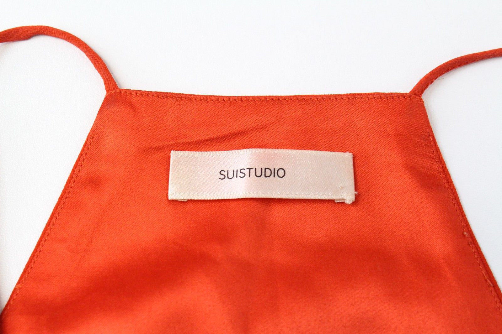 SUISTUDIO Rickie Women Top UK6 Red Slim Silk Softshell V-Neck Lined Sleeveless