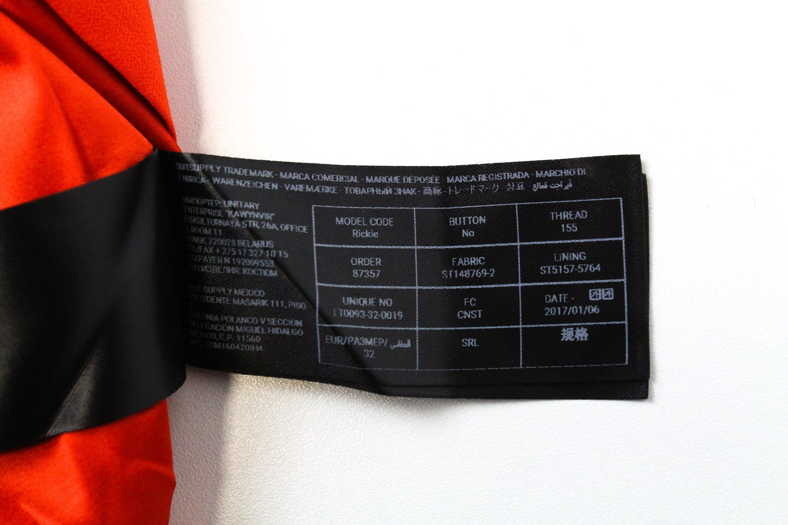 SUISTUDIO Rickie Women Top UK6 Red Slim Silk Softshell V-Neck Lined Sleeveless