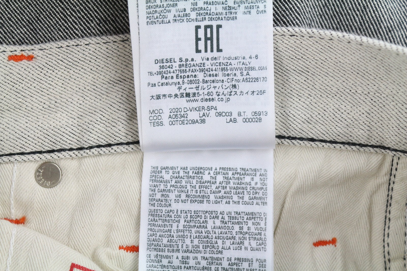 DIESEL 2020 D-Viker-SP4 Men Jeans W31/L34 Black Blue Regular Straight Leg Button