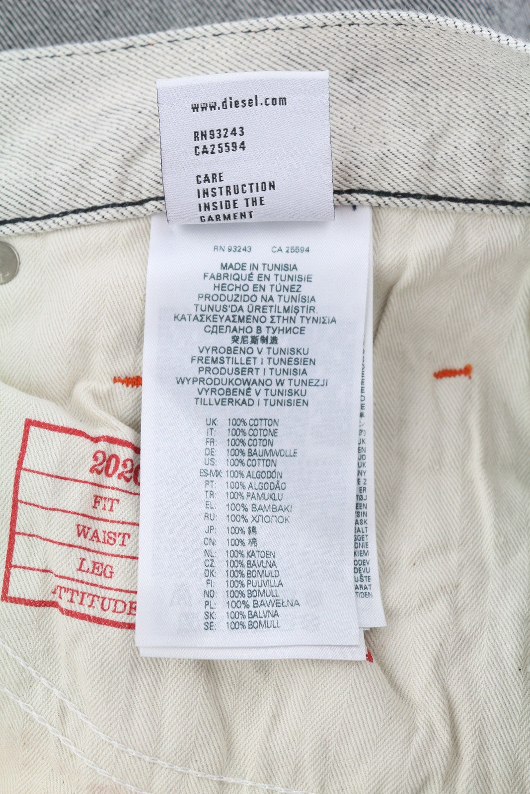 DIESEL 2020 D-Viker-SP4 Men Jeans W31/L34 Black Blue Regular Straight Leg Button