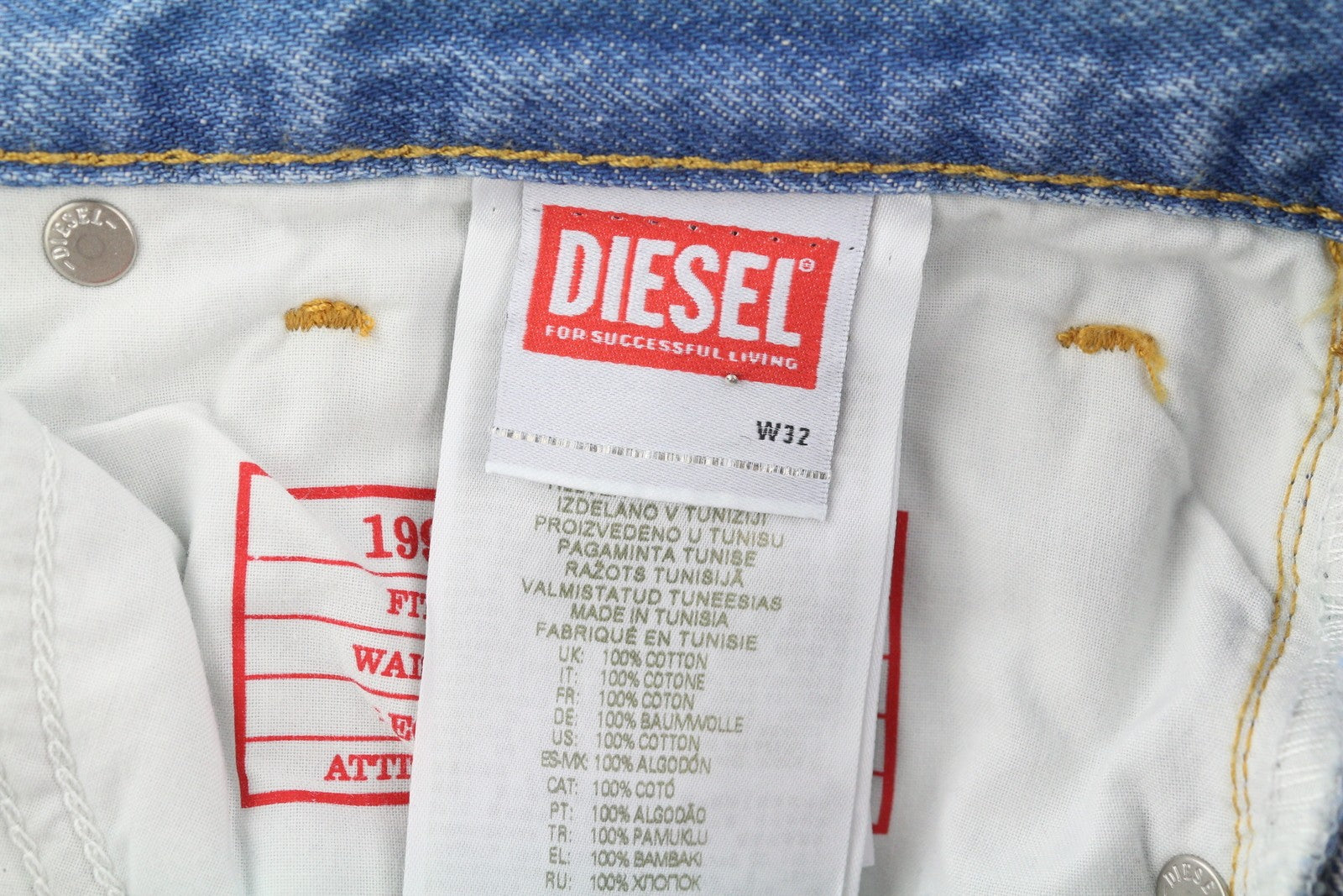 DIESEL 1995 D-Sark 09I29 Men Jeans W32/L32 Blue Slim Straight Mid Waist RRP$246