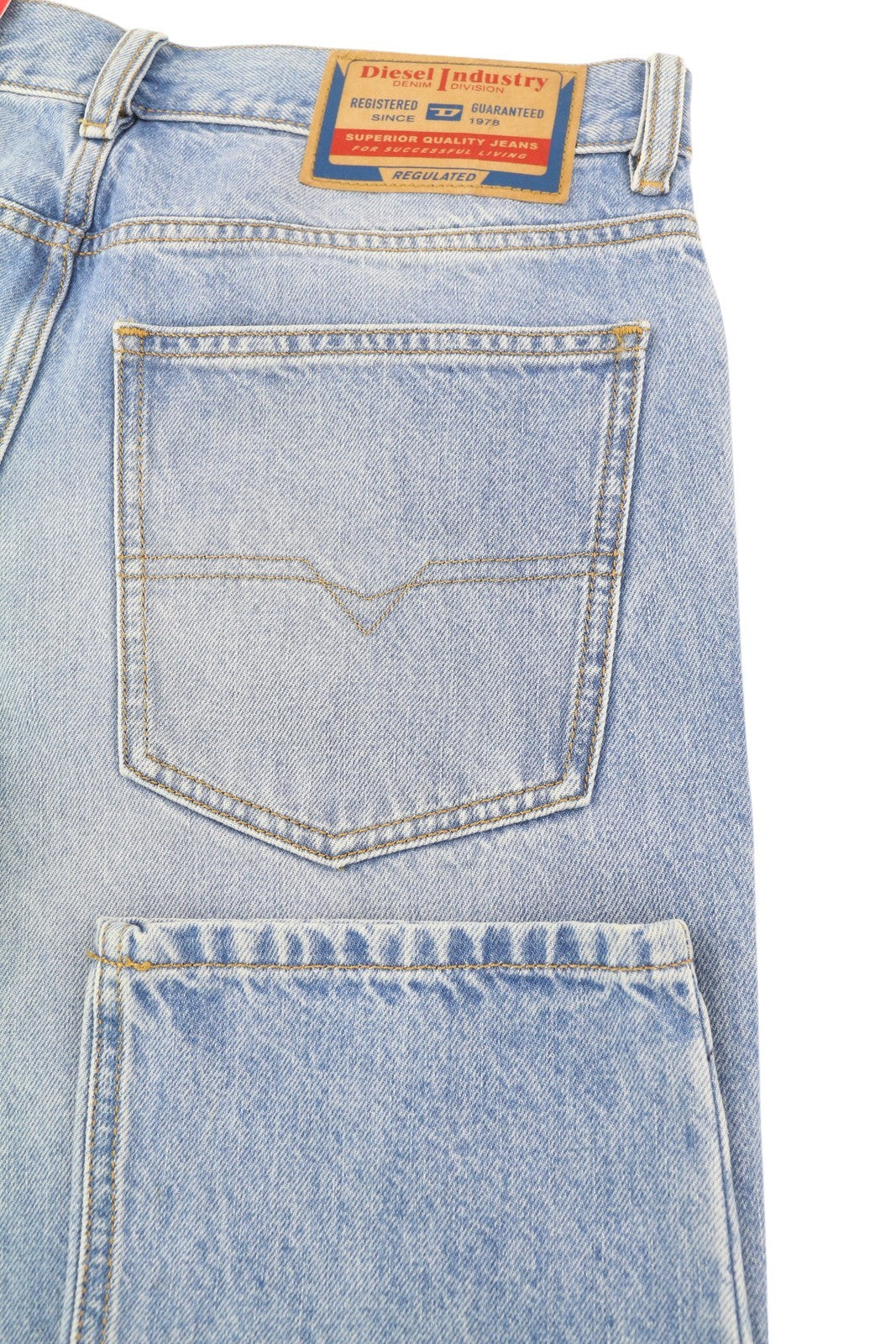 DIESEL 1995 D-Sark 09I29 Men Jeans W32/L34 Blue Slim Straight Mid Waist RRP$246