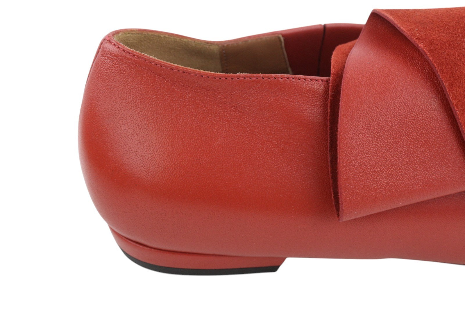 EMPORIO ARMANI X3D223 Women Flats EU37 Red Leather Pointed Toe Slip On Casual