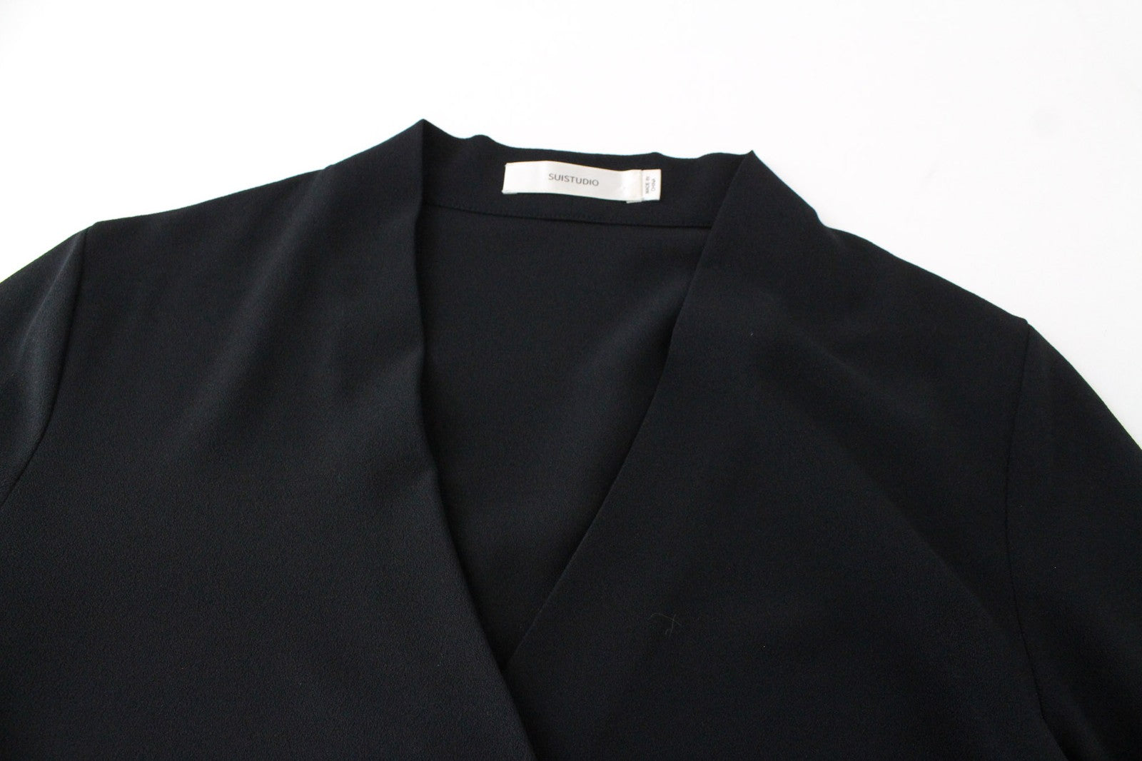 SUISTUDIO Wilder Women's Blouse UK6 Black Slim V-Neck Softshell Thin Classic