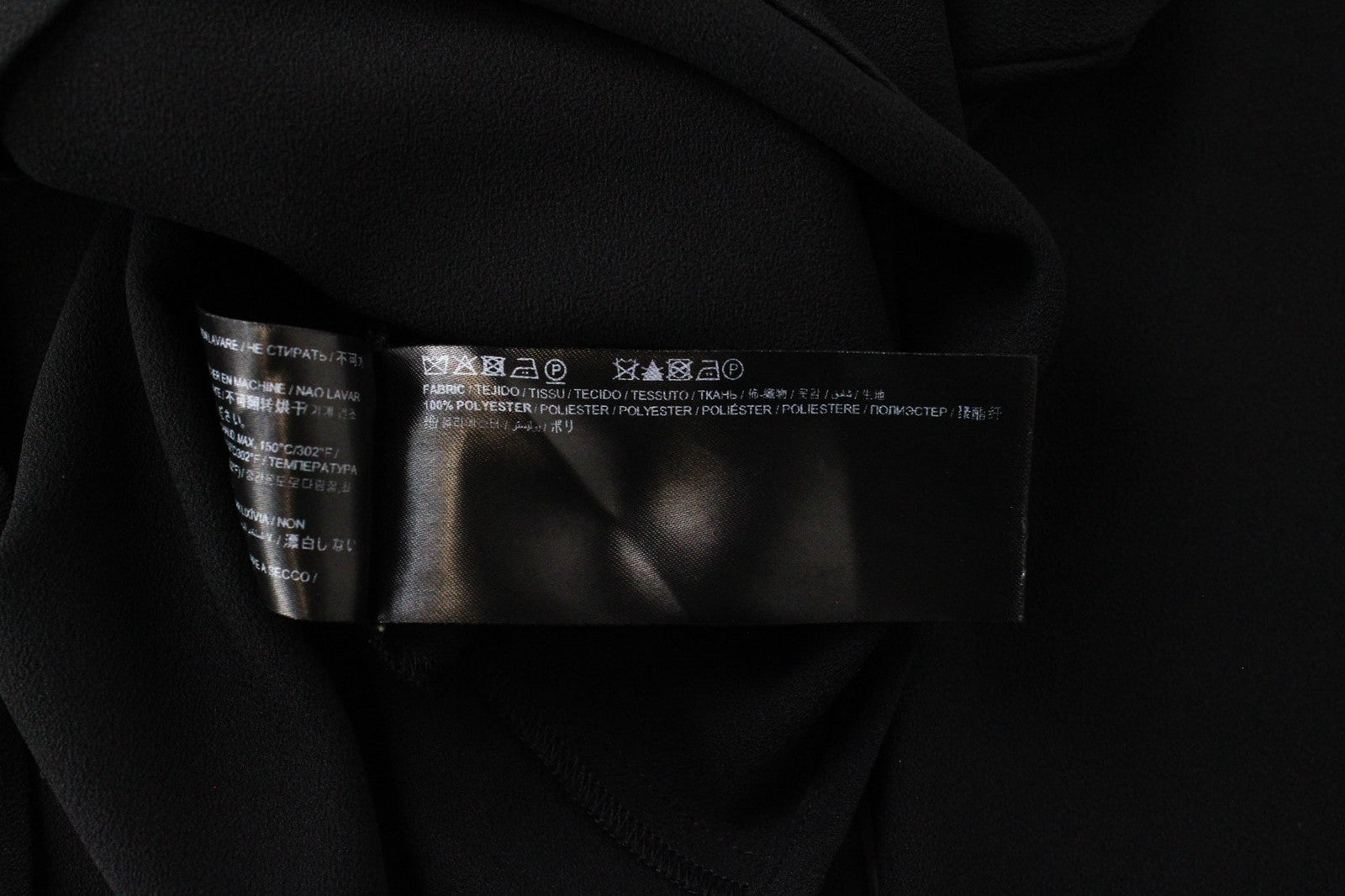 SUISTUDIO Wilder Women's Blouse UK6 Black Slim V-Neck Softshell Thin Classic