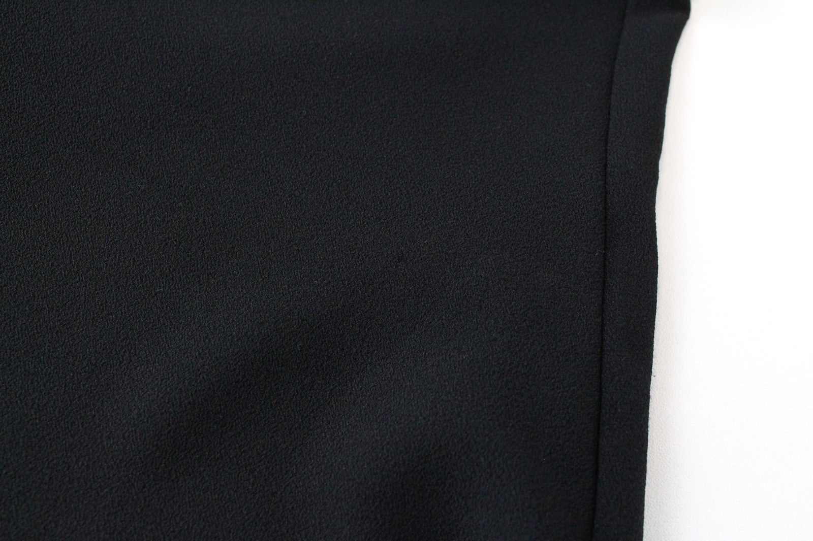 SUISTUDIO Wilder Women's Blouse UK6 Black Slim V-Neck Softshell Thin Classic