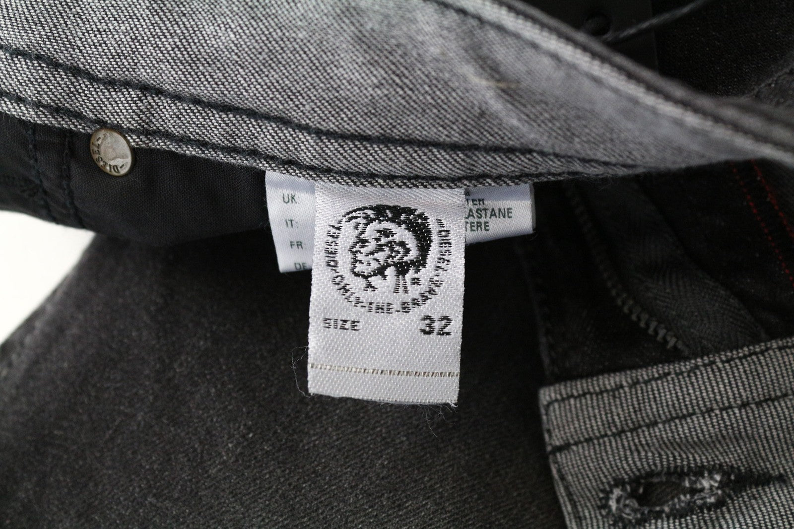 DIESEL Thommer 0687J Men's W32/L30 Grey Slim-Skinny Washed Cotton Stretch Jeans