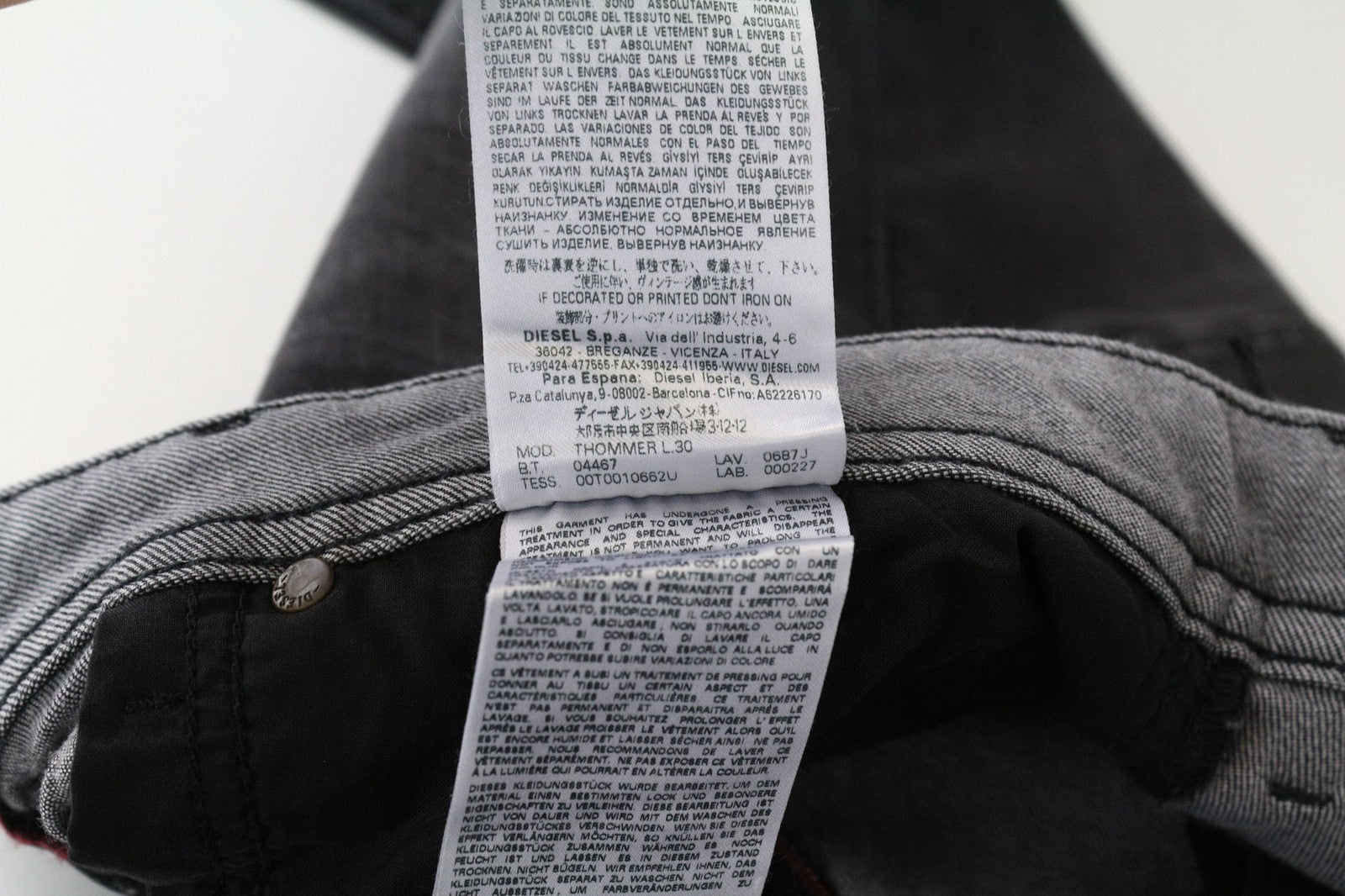 DIESEL Thommer 0687J Men's W32/L30 Grey Slim-Skinny Washed Cotton Stretch Jeans