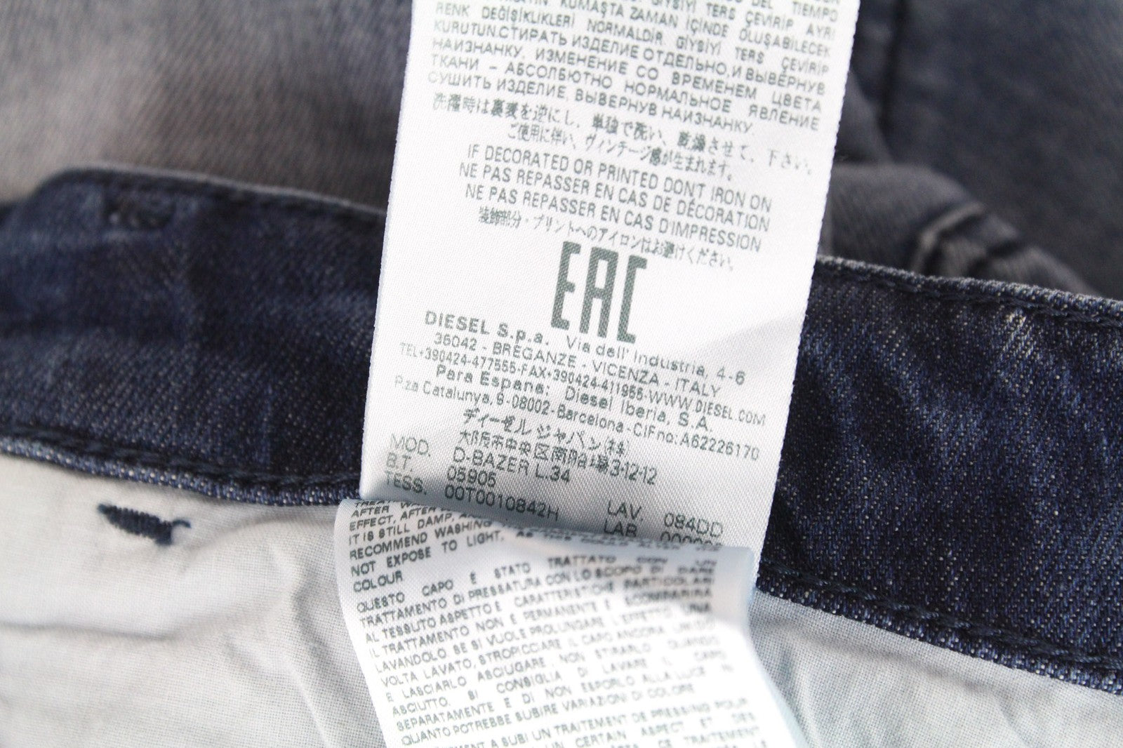 DIESEL D-Bazer 084DD Men's Jeans W29/L34 Blue Stretch Tapered Button Distressed