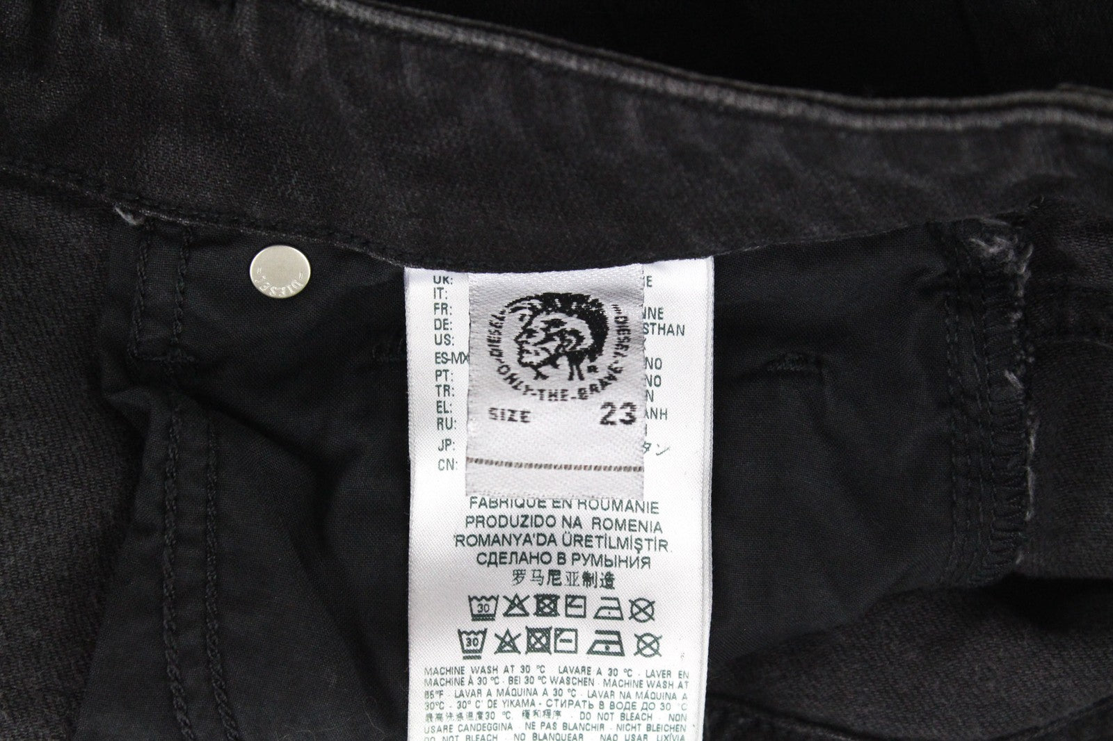 DIESEL Aryel 069JD Women's Jeans W23/L30 Black Stretch Straight Girls Buttoned