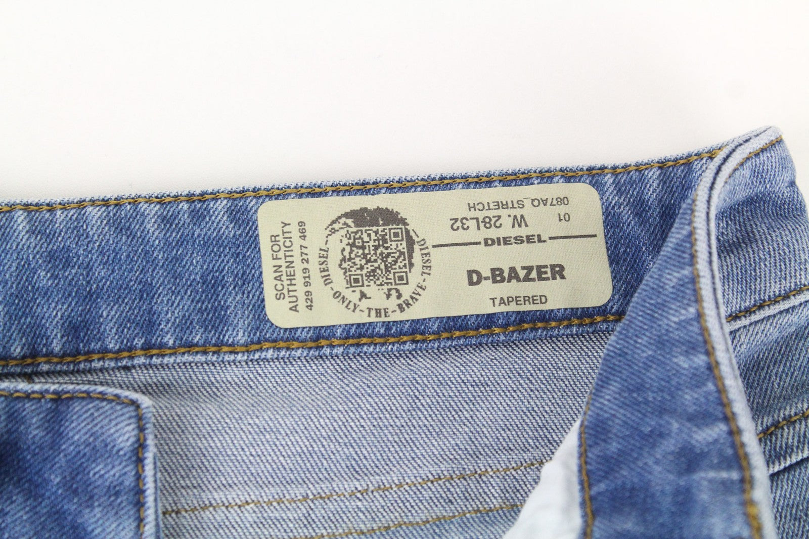 DIESEL D-Bazer 087AQ Men's W28/L32 Faded Blue Taper Fit Stretch Button Jeans