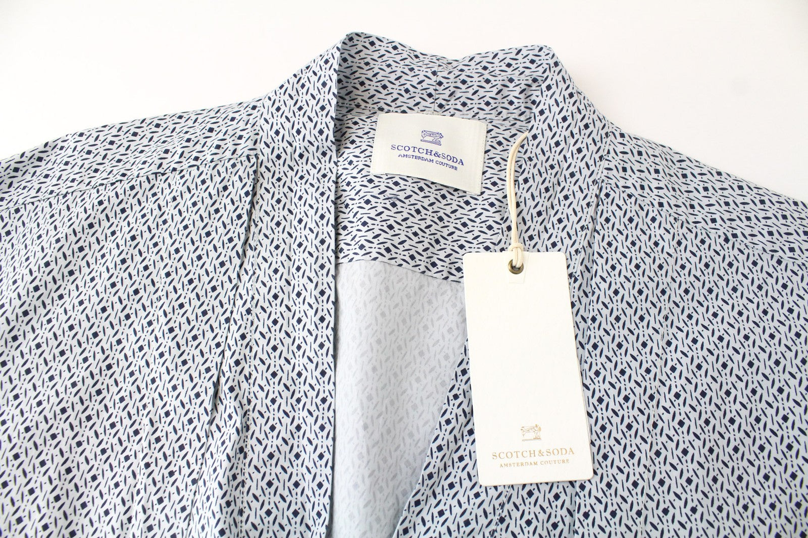 SCOTCH & SODA Men's Shirt XL Blue Graphic Print Pure Cotton Classic V-Neck