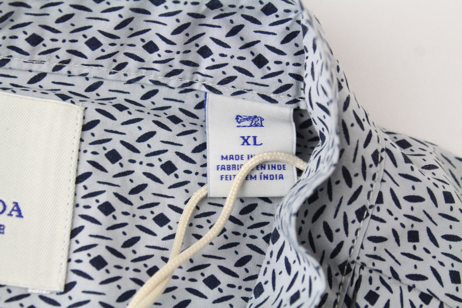 SCOTCH & SODA Men's Shirt XL Blue Graphic Print Pure Cotton Classic V-Neck