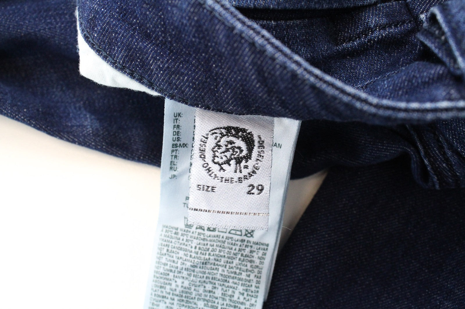 DIESEL D-Bazer 084GR Men's Jeans W29/L32 Blue Cotton Stretch Wash Tapered Fit