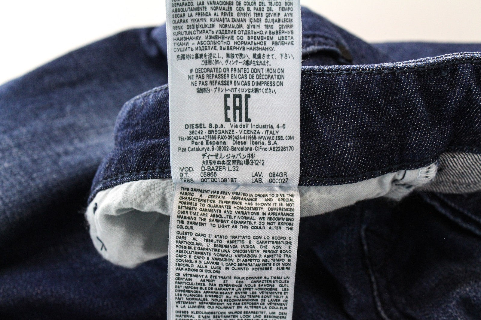 DIESEL D-Bazer 084GR Men's Jeans W29/L32 Blue Cotton Stretch Wash Tapered Fit