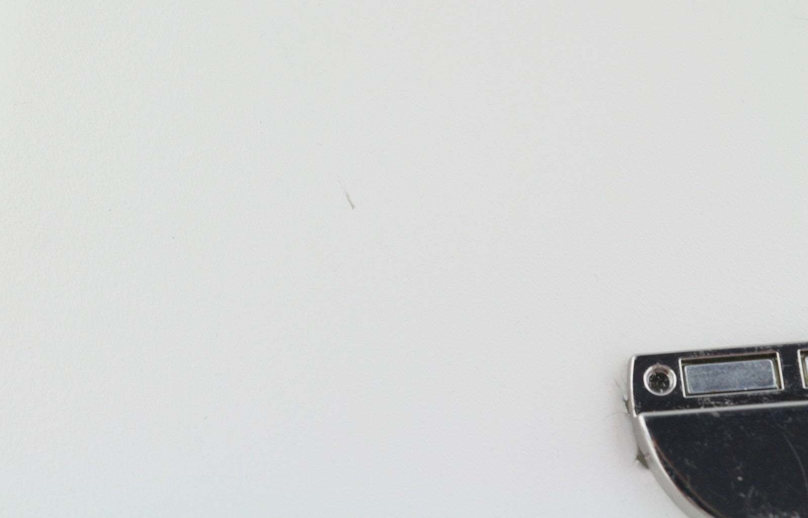 O BAG Glam Women Bag OS White Patterned Adjustable Strap Clasp Logo Crossbody