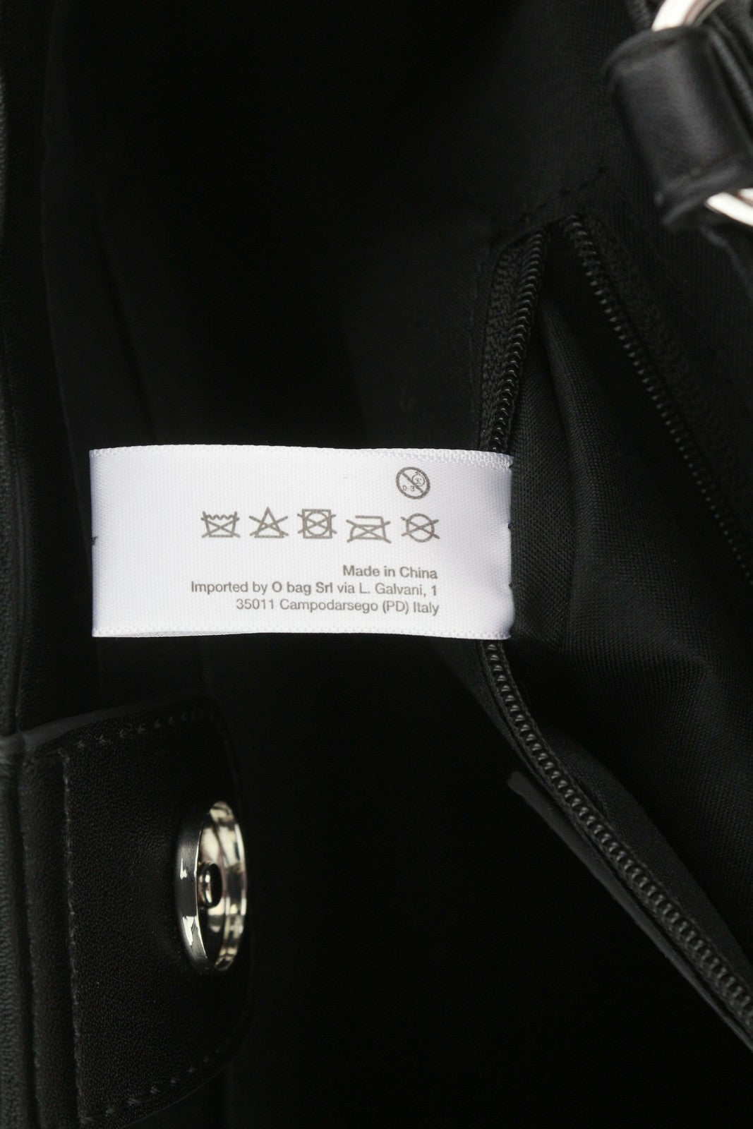 O BAG Vienna Women Bag OS Black Double Handles Clasp Closure Lined Logo Square