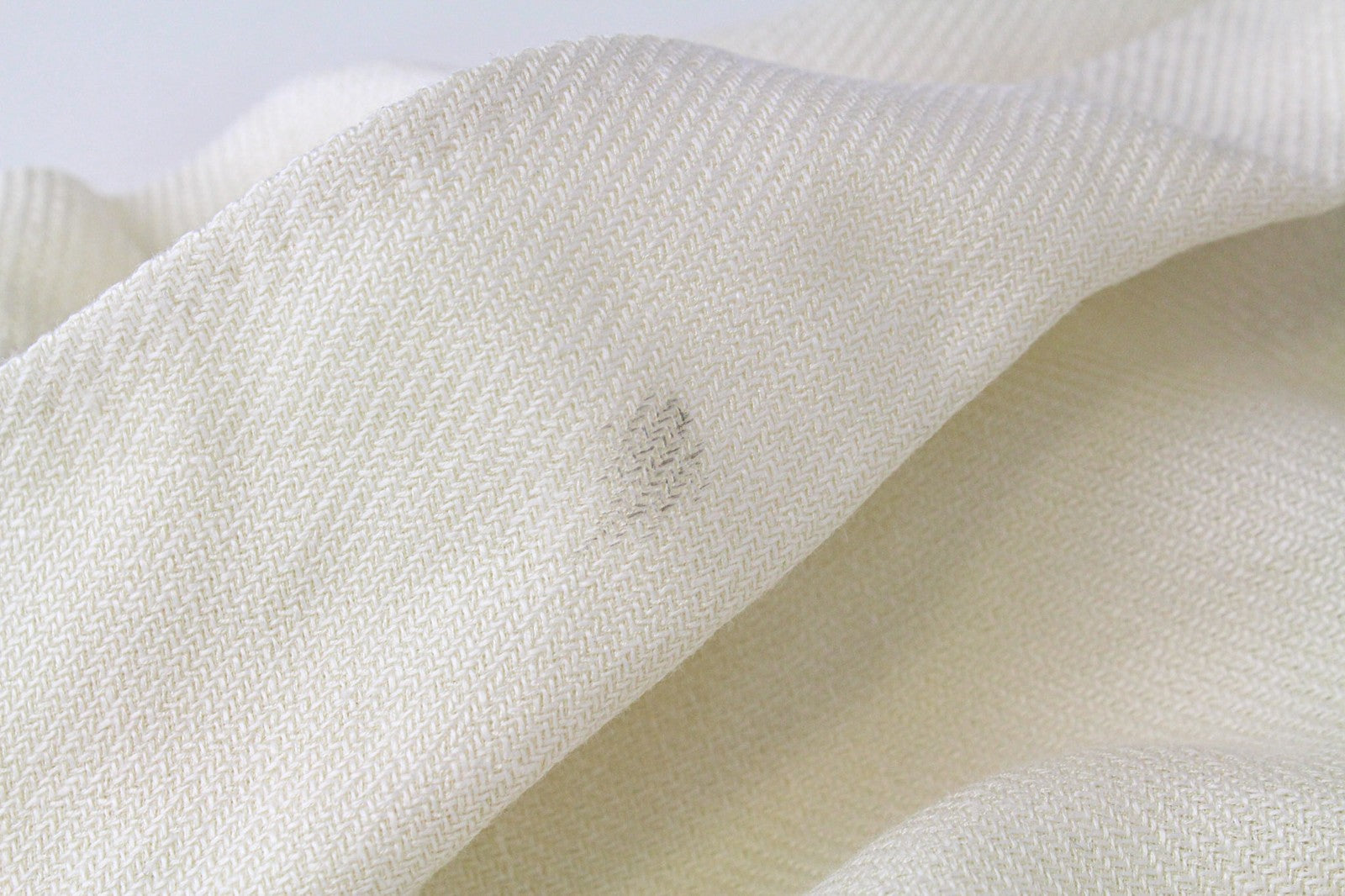 „SUITSUPPLY Greenwich“ vyriškas balkšvas švarkas, UK38R, plonas lininis šilkas, vintažinio stiliaus 