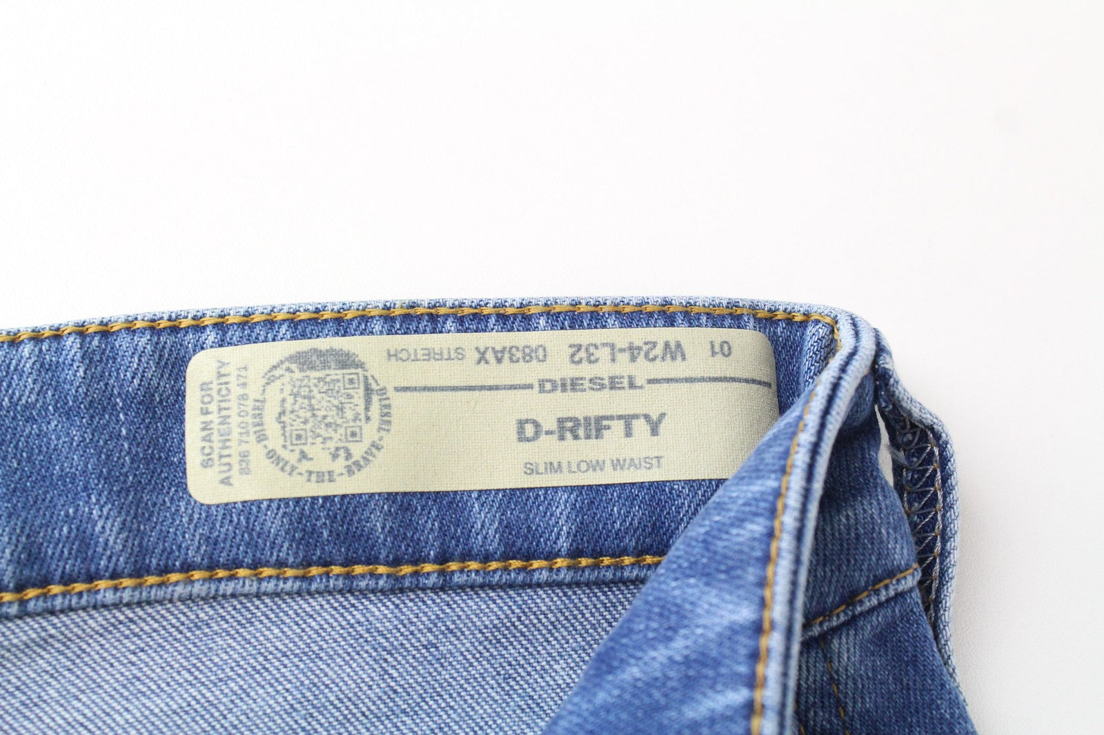 DIESEL D-Rifty 083AX Women's Blue Jeans W24/L32 Slim Ripped Stretch Low Waist