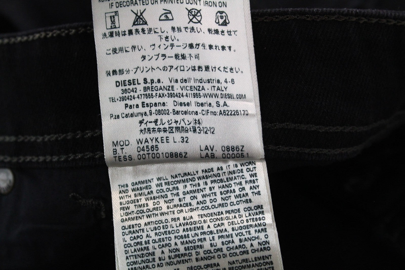 DIESEL Waykee 0886Z Men's Black Straight Jeans W27/L32 Stretch Buttoned Boys