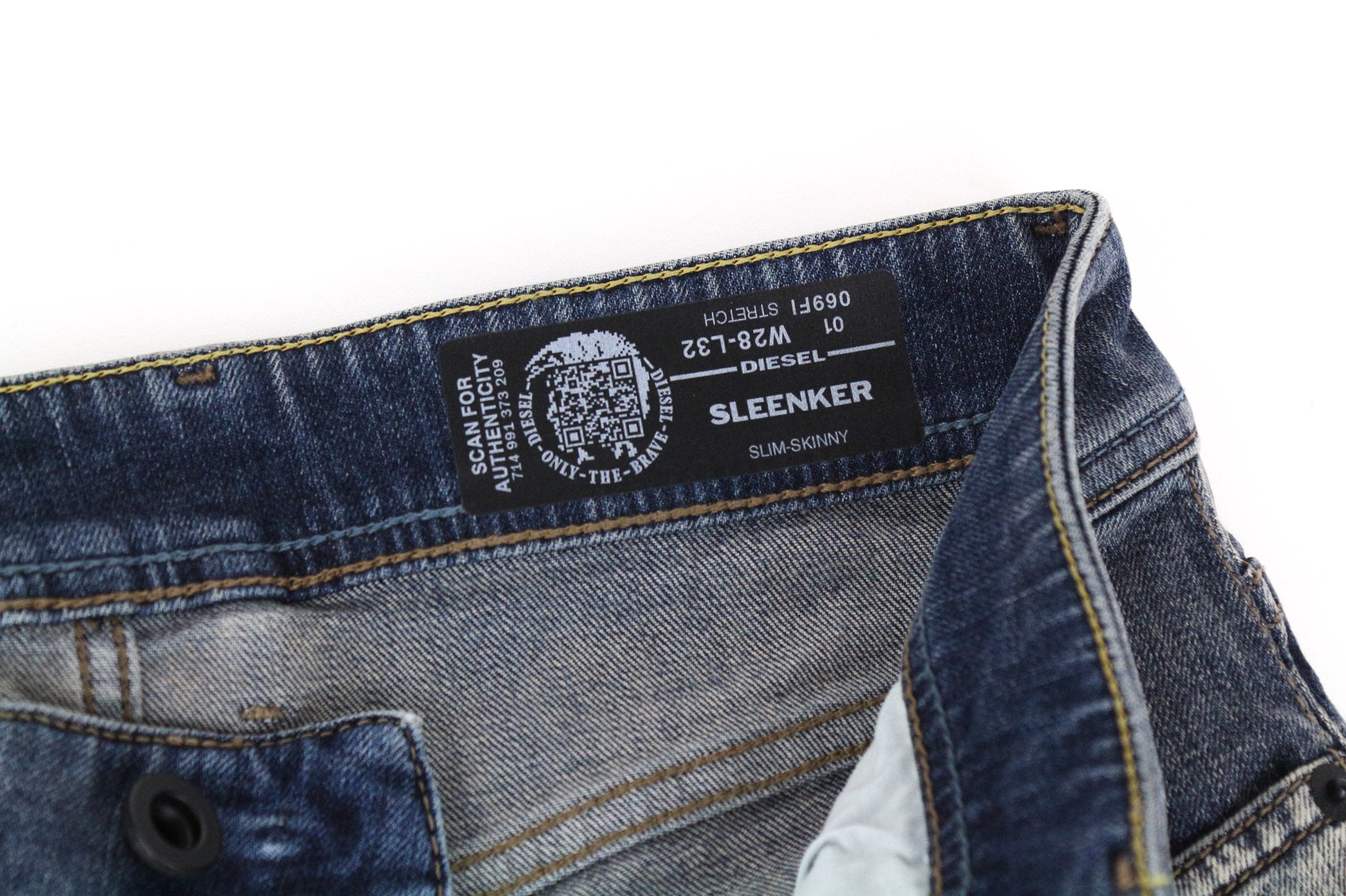 DIESEL Sleenker 069FI vyriški džinsai W28/L32 mėlyni, aptempti, tamprūs medvilniniai džinsai